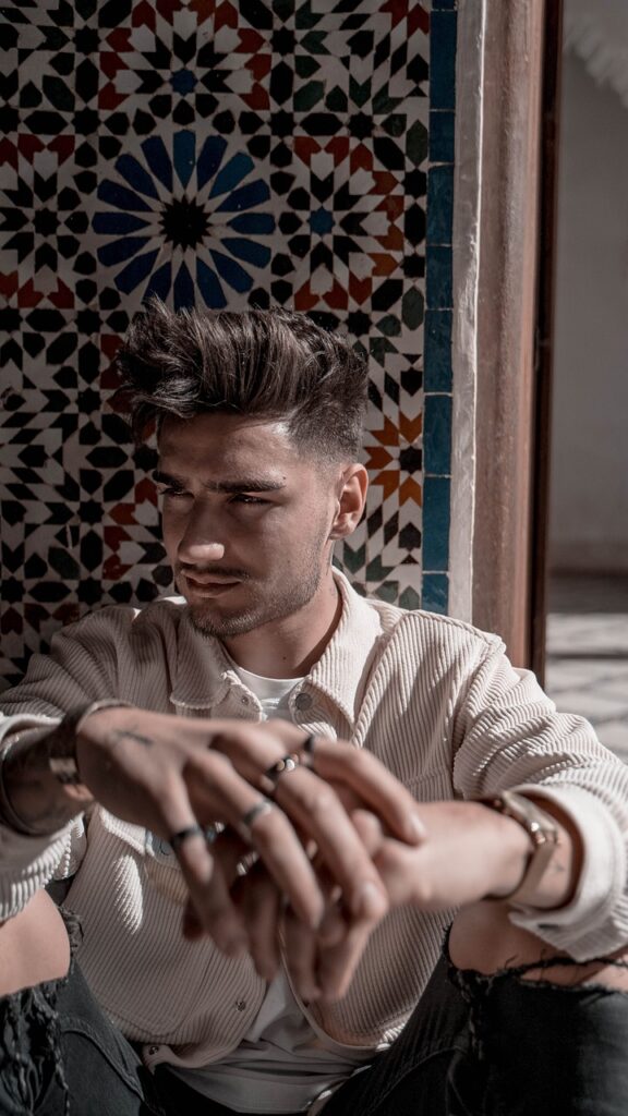 How To Match Your Mens Wrist Watch With Different Outfits
