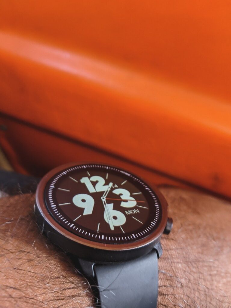Understanding The Compatibility Of Smartwatches With Other Devices